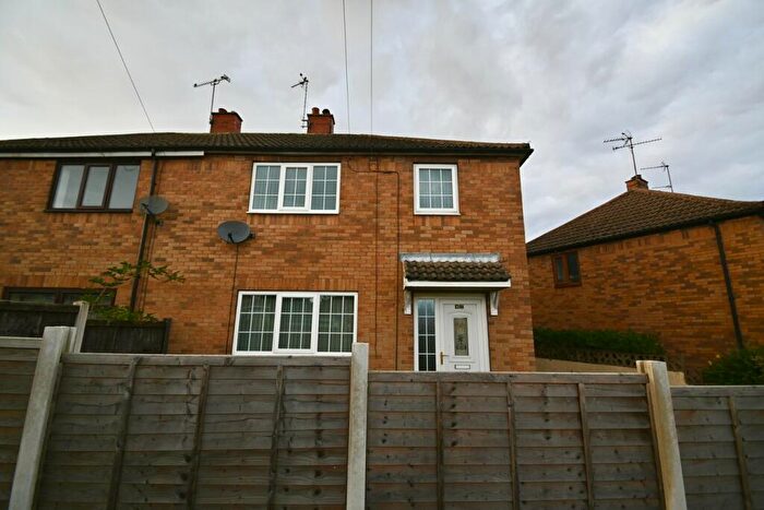 3 Bedroom Semi-Detached House To Rent In Shakespeare Avenue, Campsall, Doncaster, DN6