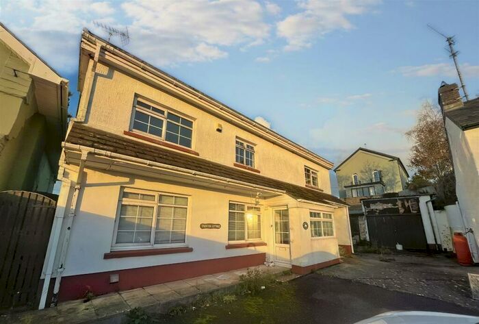 3 Bedroom Detached House For Sale In Llechryd, Cardigan, SA43