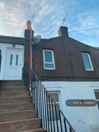 2 Bedroom Flat To Rent In Townhill Road, Dunfermline, KY12