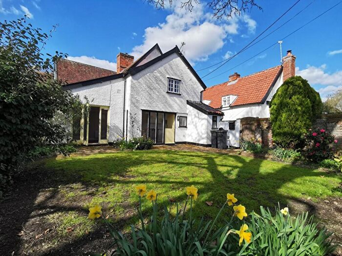 2 Bedroom Semi-Detached House For Sale In Low Street, Hoxne, IP21