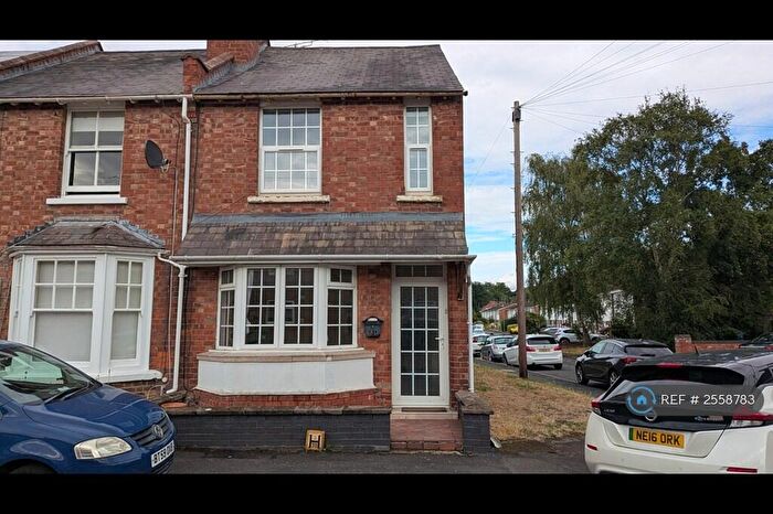 3 Bedroom End Of Terrace House To Rent In Avon Street, Warwick, CV34