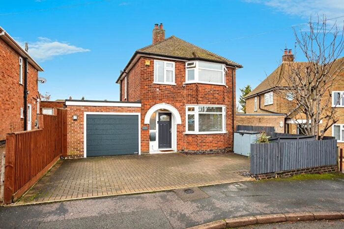 3 Bedroom Detached House For Sale In Dulverton Road, Melton Mowbray, LE13