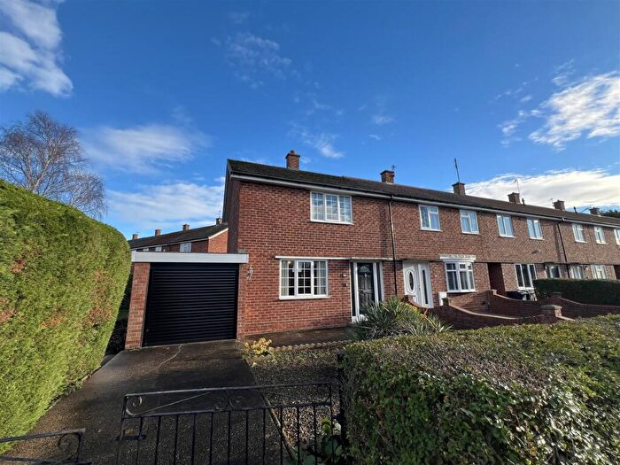 2 Bedroom Semi Detached House For Sale In Morpeth Avenue, Darlington, DL1