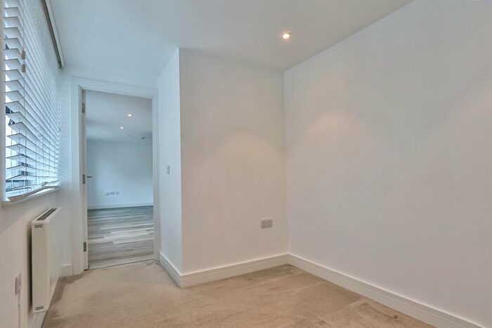 1 Bedroom Flat To Rent In Hinton Road, Bournemouth, Dorset, BH1