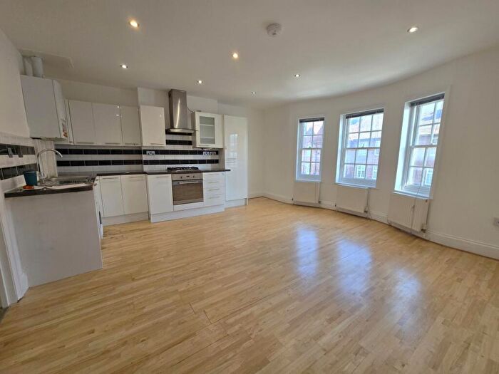 1 Bedroom Flat To Rent In Golders Green Road, Golders Green, NW11