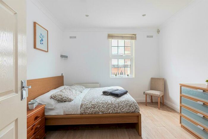 1 Bedroom House To Rent In Broadley Street, London, NW8