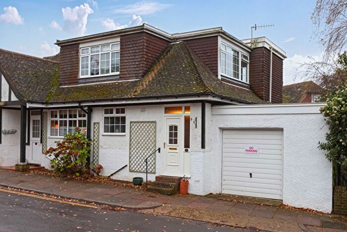 3 Bedroom Semi-Detached House For Sale In Furze Road, Worthing, BN13