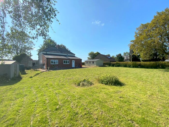 3 Bedroom Cottage For Sale In Eastmoor Road, Eastmoor, King's Lynn, PE33