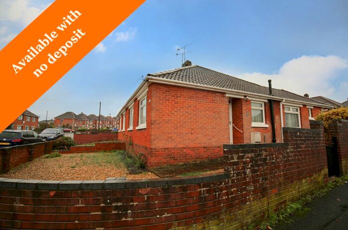 2 Bedroom Semi-Detached Bungalow To Rent In Litchfield Road, Southampton, SO18