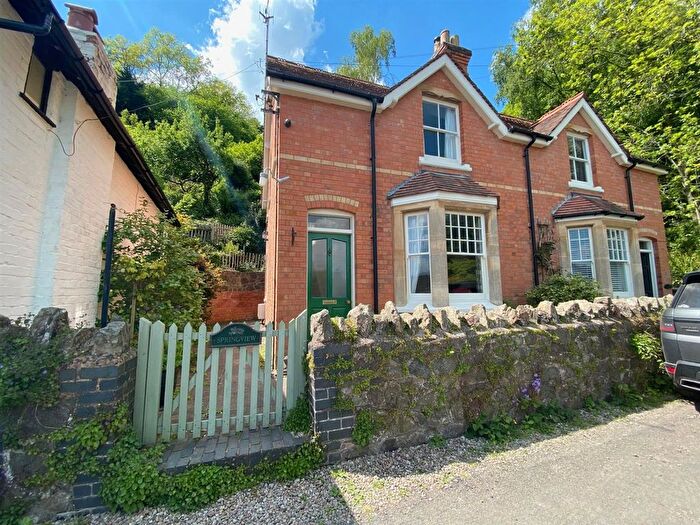 2 Bedroom Semi-Detached House For Sale In Holywell Road, Malvern, WR14