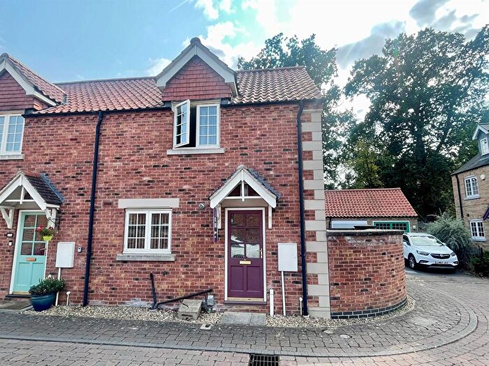 2 Bedroom End Of Terrace House For Sale In Muntjac Close, Bretton, Peterborough, PE3