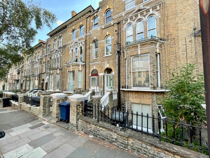 2 Bedroom Flat To Rent In Alfred Road, London, W3