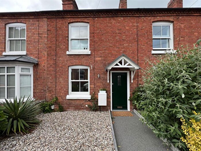 3 Bedroom Terraced House For Sale In High Street, Belbroughton, DY9