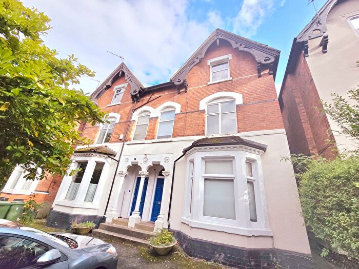 2 Bedroom Flat To Rent In Church Road, Birmingham, B13
