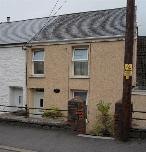 3 Bedroom Cottage For Sale In Carmarthen Road, Cross Hands, Llanelli, SA14