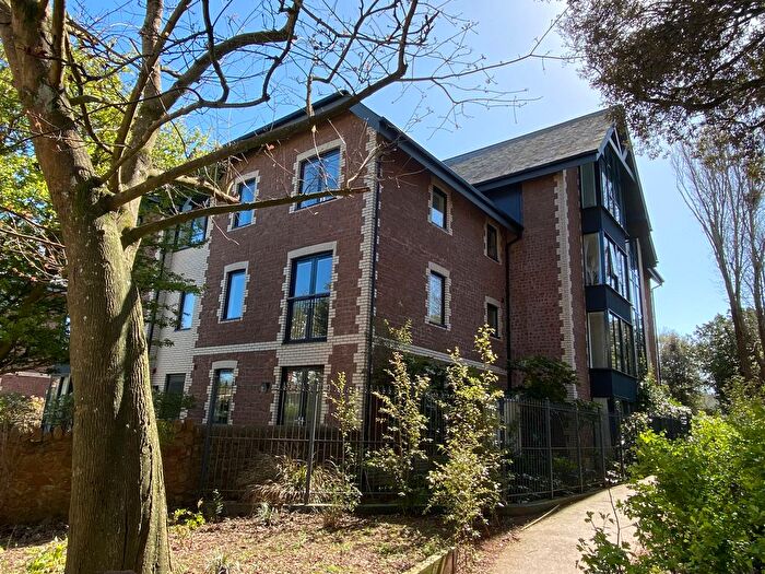 1 Bedroom Flat For Sale In Courtland Road, Paignton, TQ3