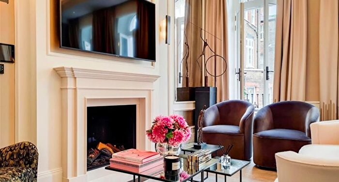 2 Bedroom Property To Rent In Prince Of Wales Terrace, London, W8