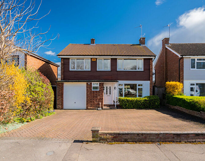 4 Bedroom Detached House For Sale In Whalley Drive, Bletchley, Milton Keynes, MK3