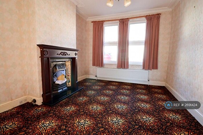 3 Bedroom Terraced House To Rent In Herbert Road, Bath, BA2