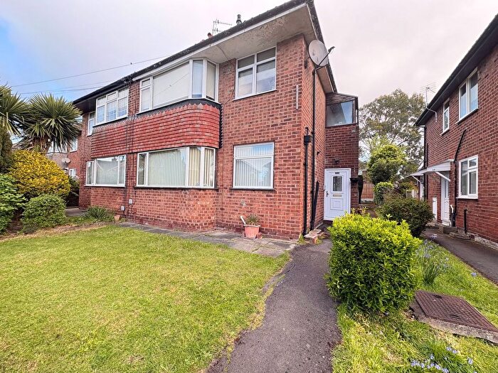 1 Bedroom Flat For Sale In Ravenglass Avenue, Maghull, L31