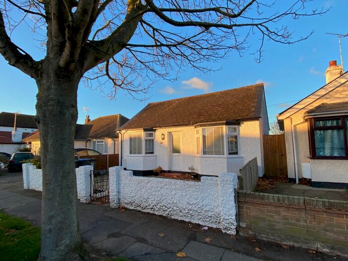 1 Bedroom Bungalow To Rent In Central Avenue, Herne Bay CT6