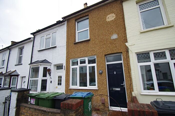 2 Bedroom Terraced House To Rent In Sotheron Road, Watford, WD17
