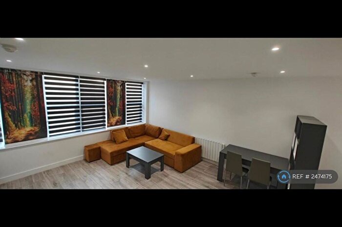 Studio To Rent In High Street, London, HA8