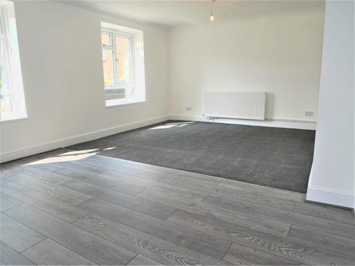 2 Bedroom Property To Rent In Quarry Springs, Harlow, Essex CM20