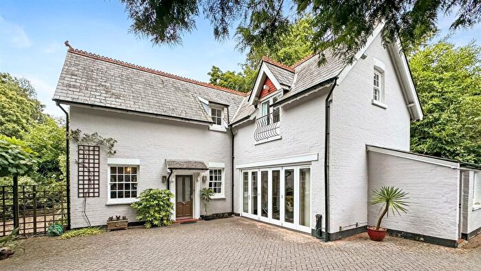 3 Bedroom Detached House To Rent In The Avenue, Branksome Park, BH13