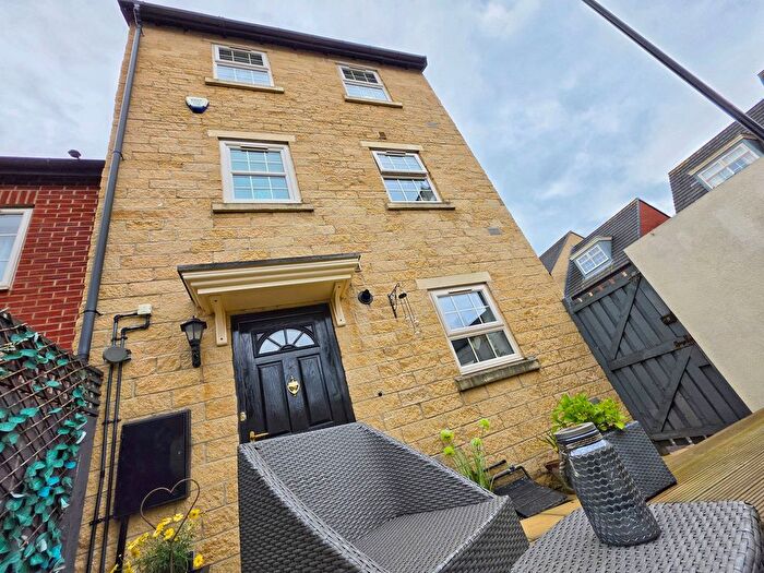1 Bedroom Town House For Sale In Woodbourn Gardens, Wombwell, Barnsley, S73