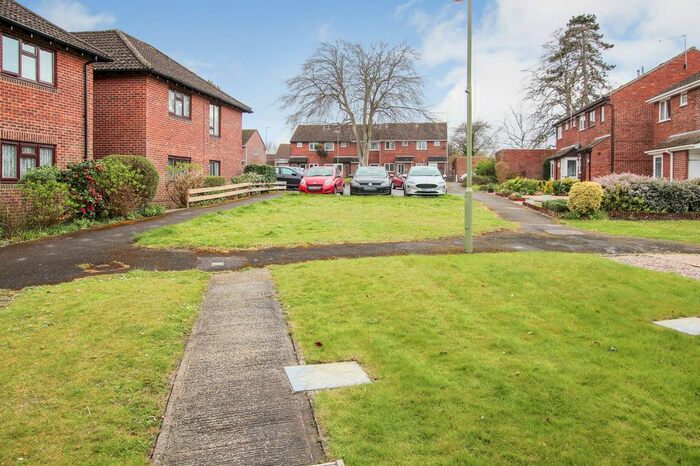 2 Bedroom Semi-Detached House For Sale In Carpenter Close, Hythe, Southampton, SO45
