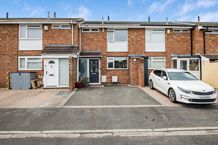 3 Bedroom Terraced House For Sale In Leaholme Gardens, Whitchurch, Bristol, BS14