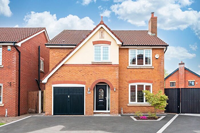 4 Bedroom Detached House For Sale In Glossop Way, WN2