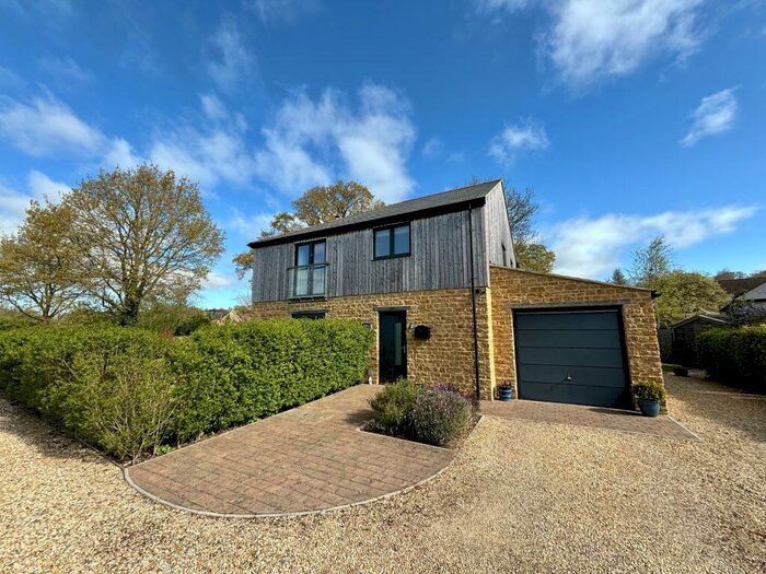 3 Bedroom Detached House For Sale In Underhayes Court, East Chinnock, Somerset, BA22