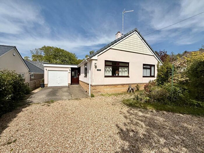 2 Bedroom Bungalow For Sale In Poplar Close, Bransgore, BH23