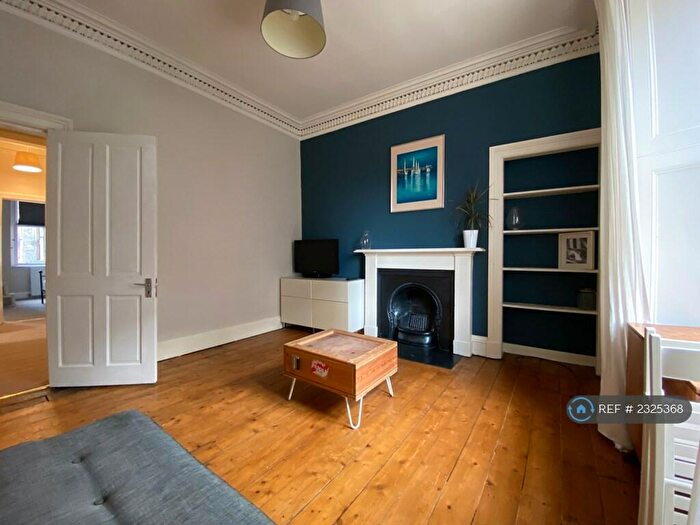 1 Bedroom Flat To Rent In West Montgomery Place, Edinburgh, EH7