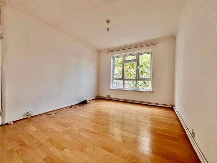 2 Bedroom Flat To Rent In Benson Court, Junction Road, London, N19