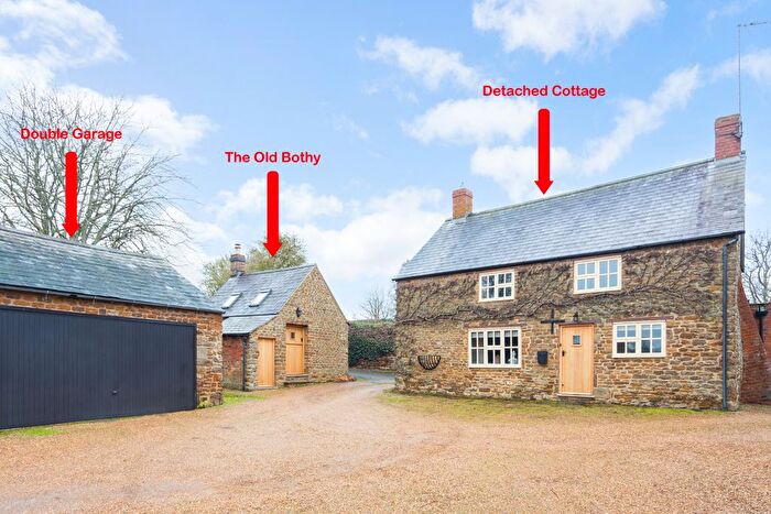 3 Bedroom Cottage For Sale In Thenford, Banbury, OX17
