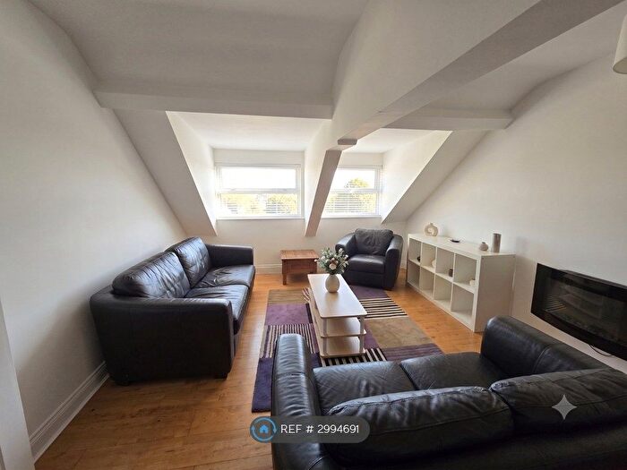 2 Bedroom Flat To Rent In Westgate Road, Newcastle Upon Tyne, NE4