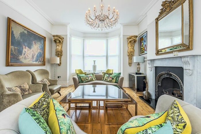 4 Bedroom End Of Terrace House To Rent In Greenwich South Street, London, SE10