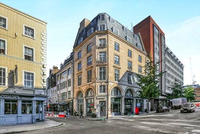 2 Bedroom Flat To Rent In - Poland Street, London, W1F