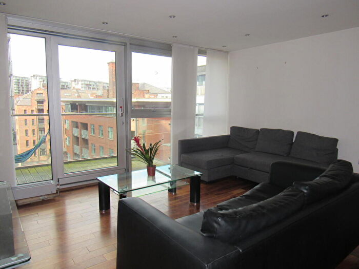 2 Bedroom Apartment To Rent In The Edge, City Centre, M3