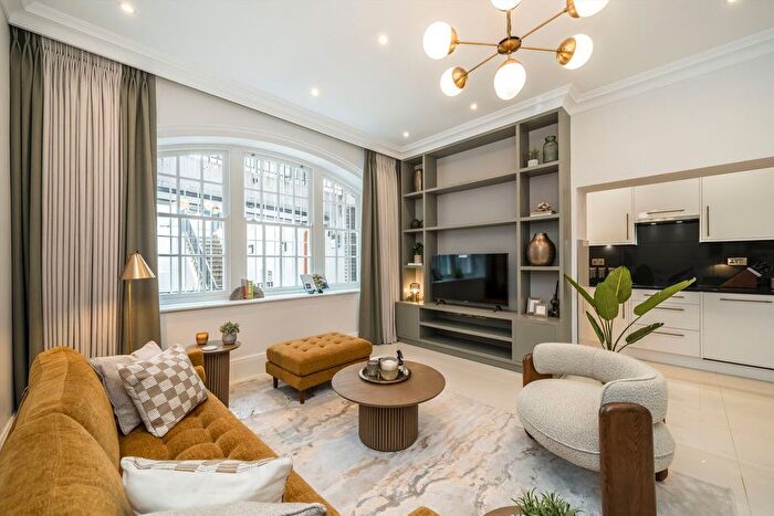 1 Bedroom Flat To Rent In Stratton Street, Mayfair, W1J