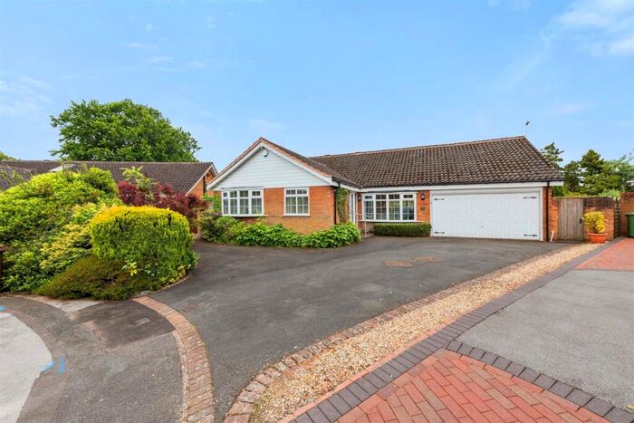 2 Bedroom Detached Bungalow To Rent In Cawdon Grove, Dorridge, Solihull, B93