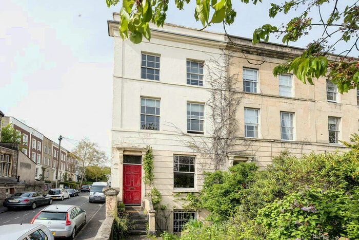 6 Bedroom House To Rent In Ashley Road, Bristol, Bristol, BS6