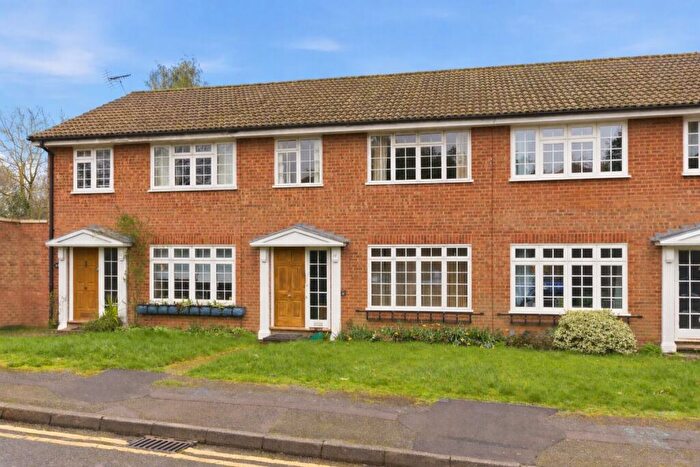 3 Bedroom Terraced House For Sale In Raymer Close, St. Albans, Hertfordshire, AL1