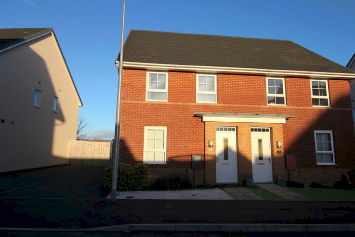 3 Bedroom Semi-Detached House To Rent In Pen Y Berllan, Bridgend, CF31