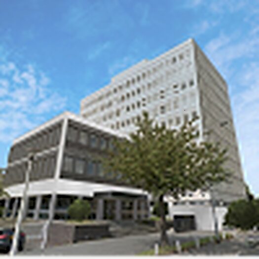 1 Bedroom Flat Share To Rent In Colonnade House, Bradford, West Yorkshire, BD1