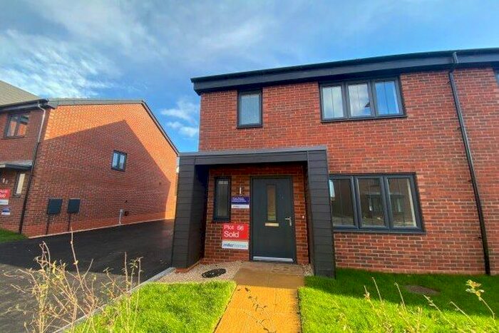 3 Bedroom Property To Rent In Robert Adam Road, Derby, DE22