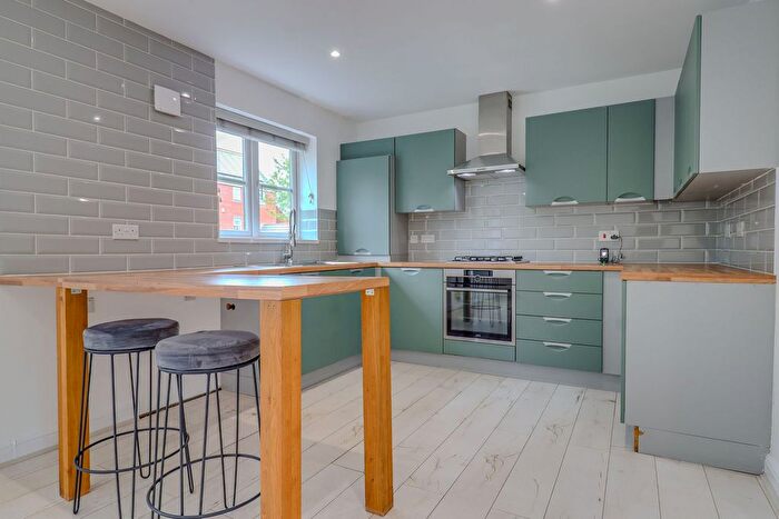 2 Bedroom Bungalow For Sale In Stillington Crescent, Hamilton, LE5